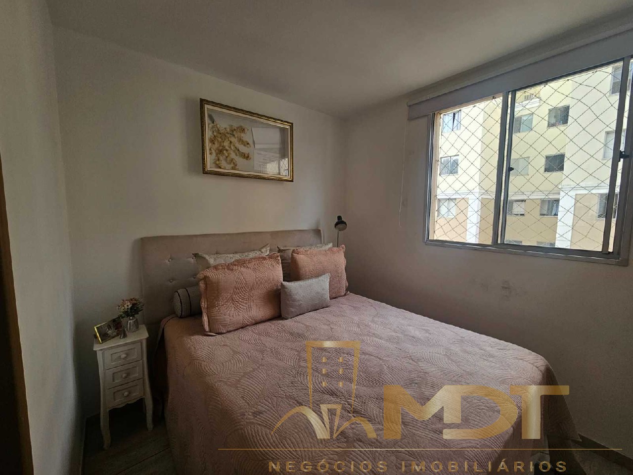 Apartamento à venda com 3 quartos, 85m² - Foto 1