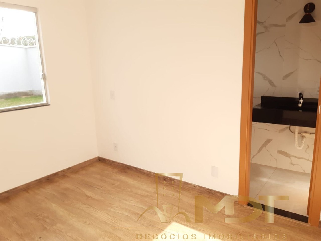 Casa à venda com 3 quartos, 90m² - Foto 28