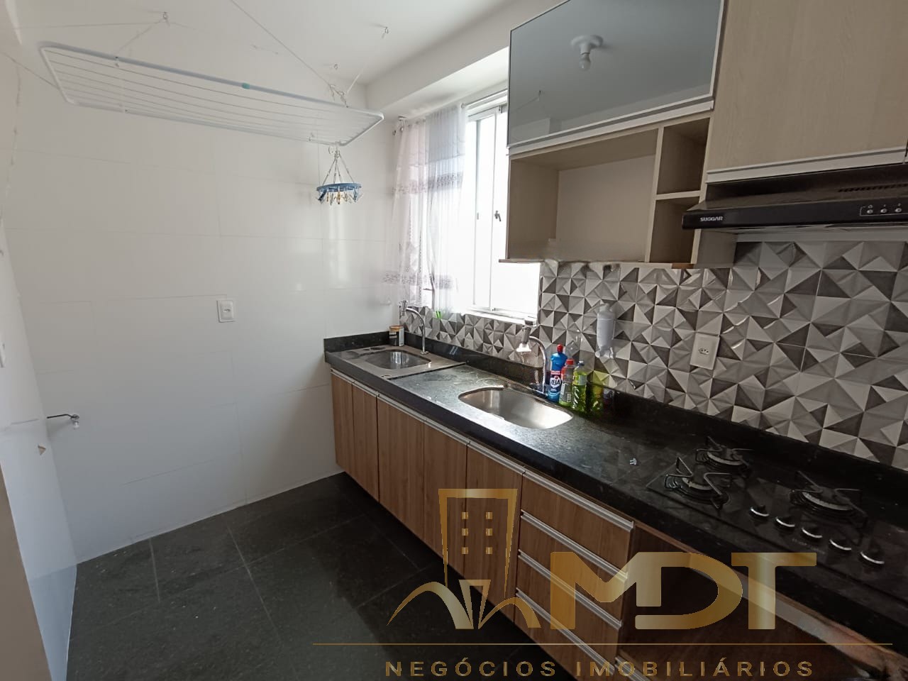 Apartamento à venda com 2 quartos, 48m² - Foto 2