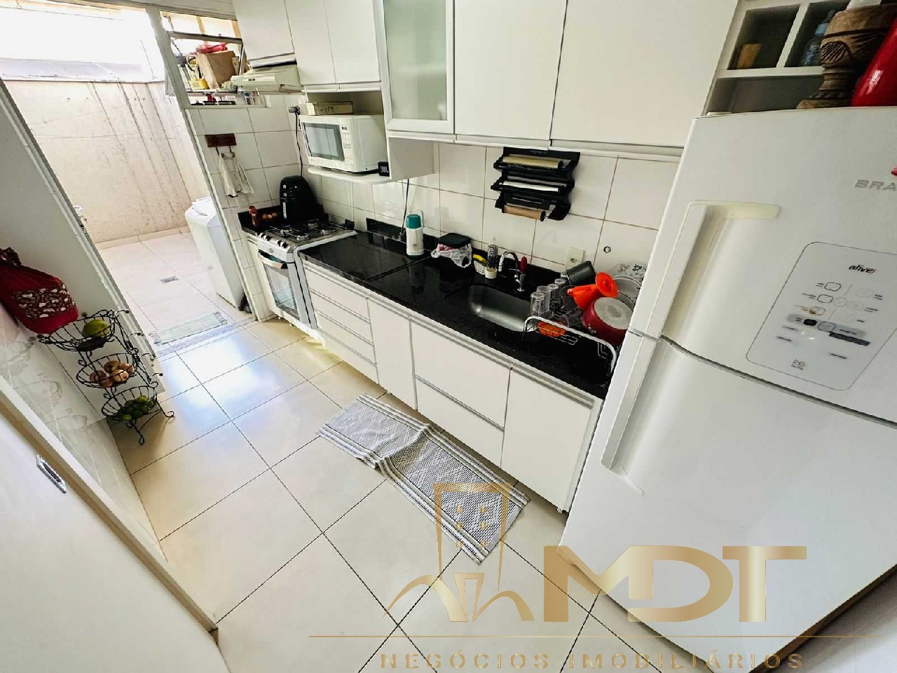 Apartamento à venda com 2 quartos, 65m² - Foto 8