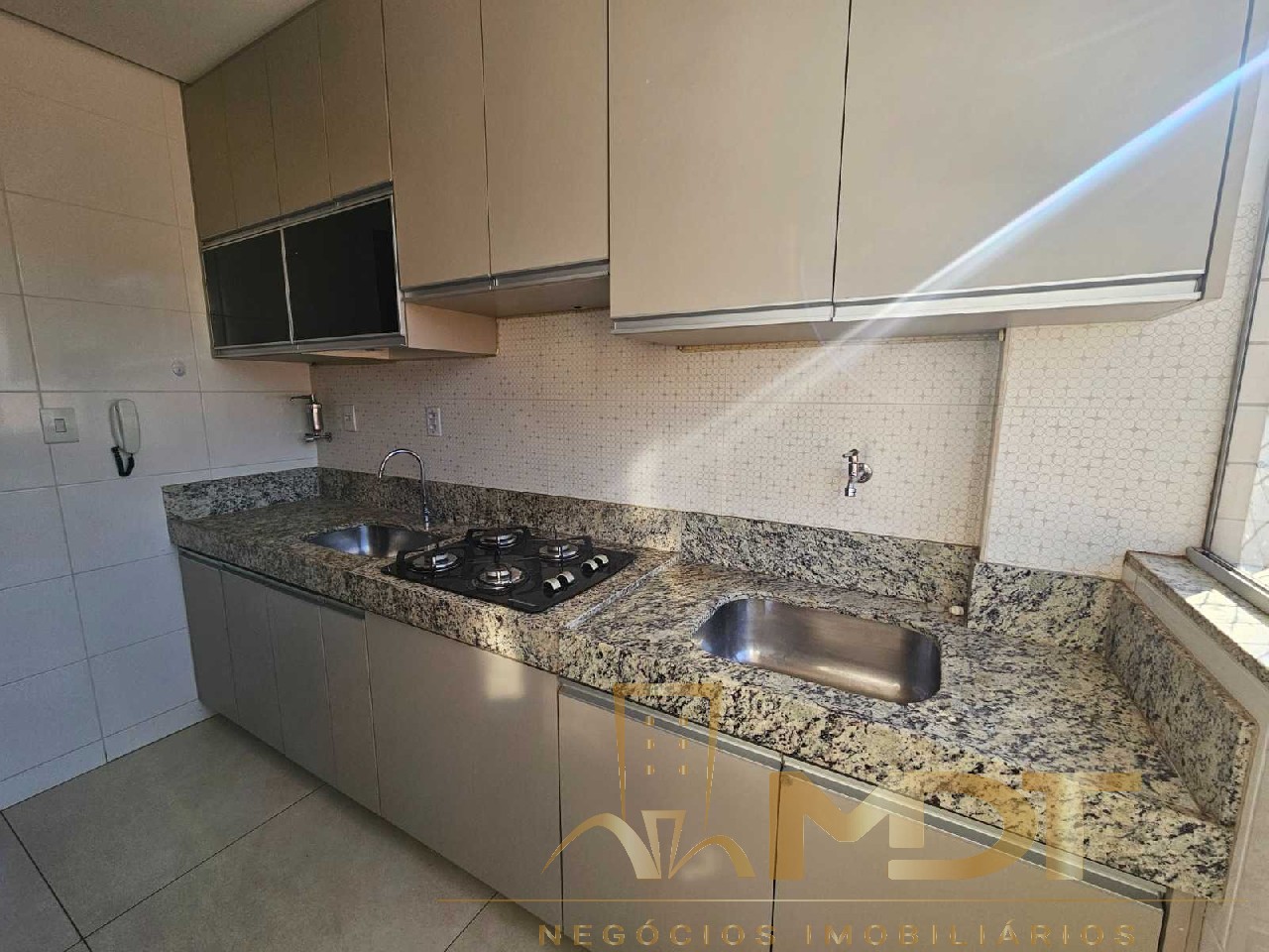 Apartamento à venda com 3 quartos, 65m² - Foto 24