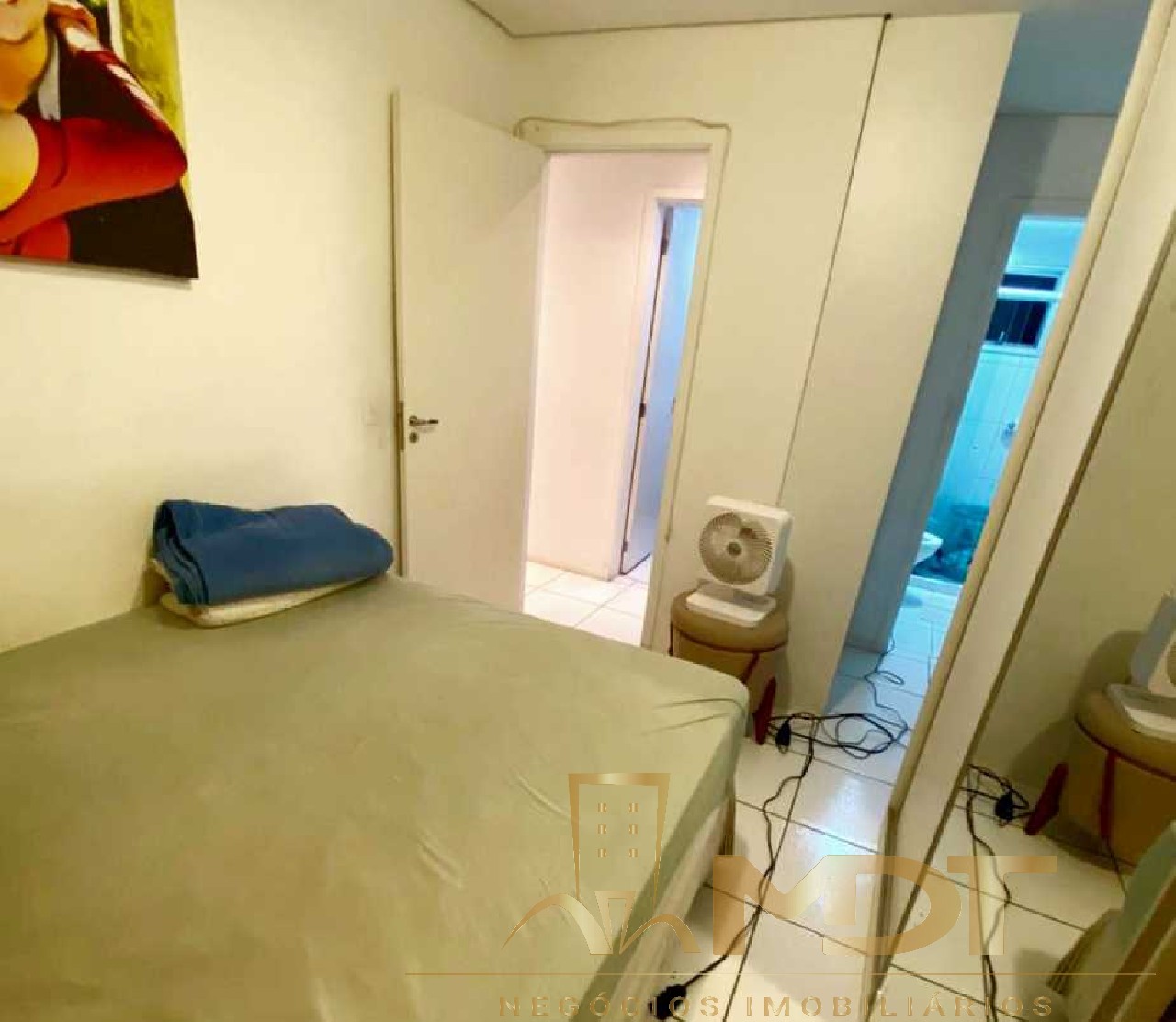 Apartamento à venda com 2 quartos, 62m² - Foto 4