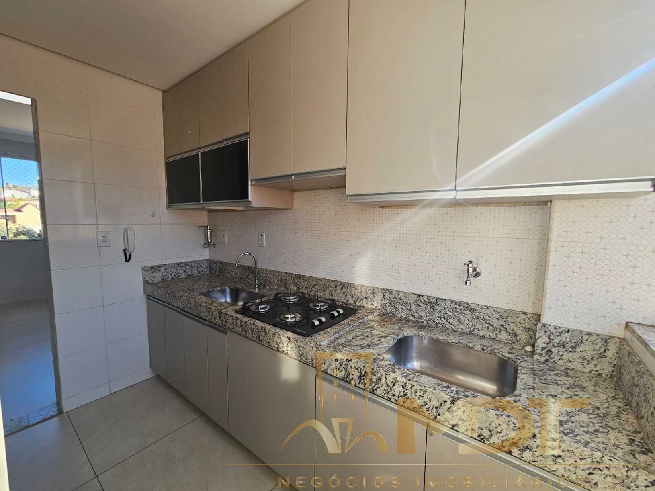 Apartamento à venda com 3 quartos, 65m² - Foto 13