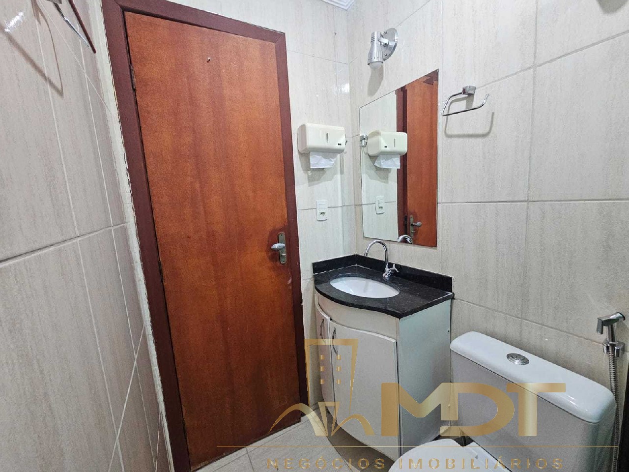 Cobertura à venda com 2 quartos, 96m² - Foto 13