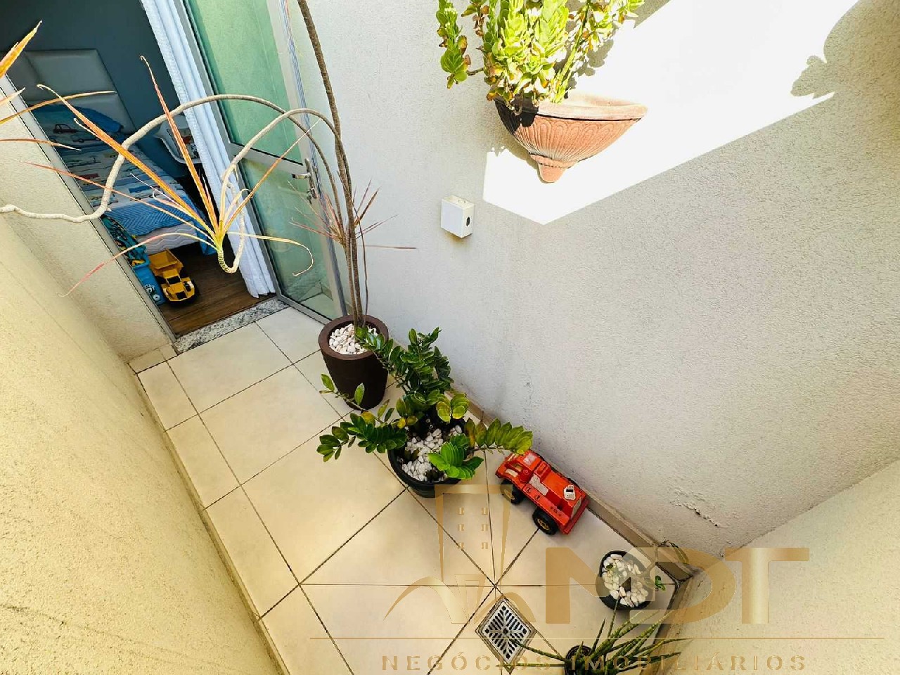 Apartamento à venda com 2 quartos, 65m² - Foto 18