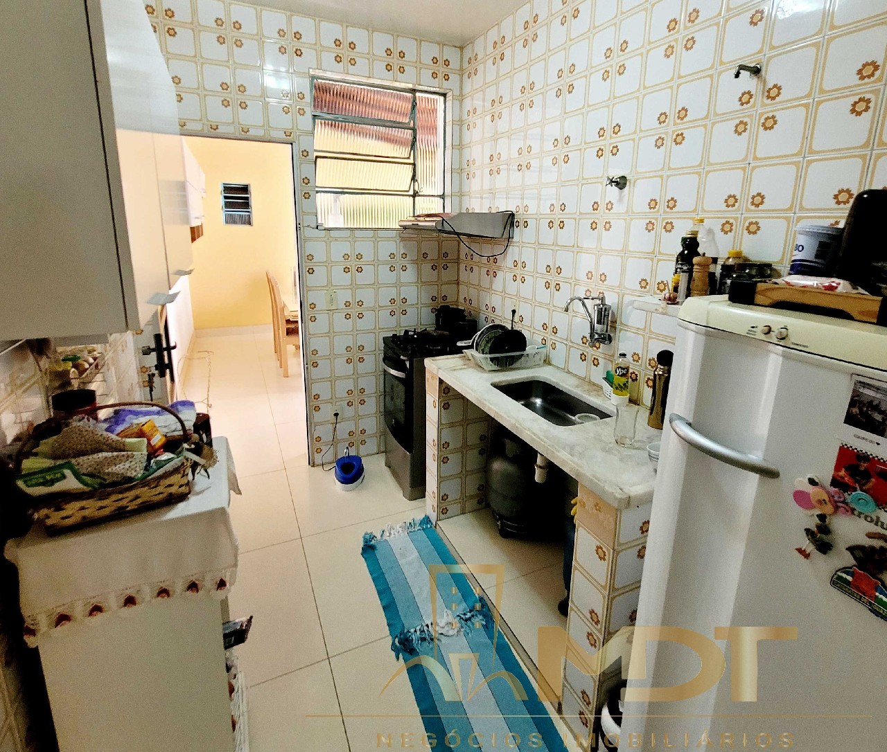 Casa à venda com 2 quartos, 85m² - Foto 2