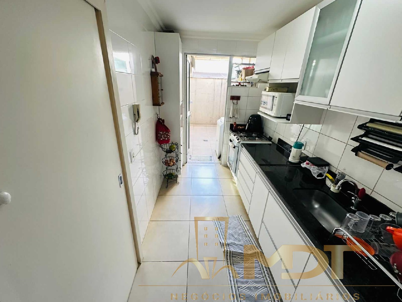 Apartamento à venda com 2 quartos, 65m² - Foto 6