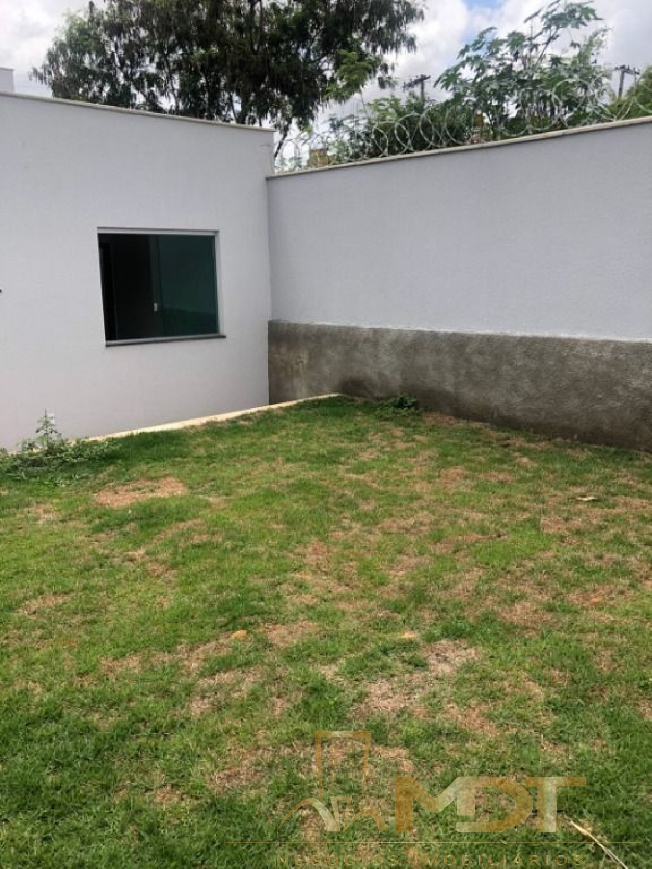 Casa à venda com 3 quartos, 90m² - Foto 16