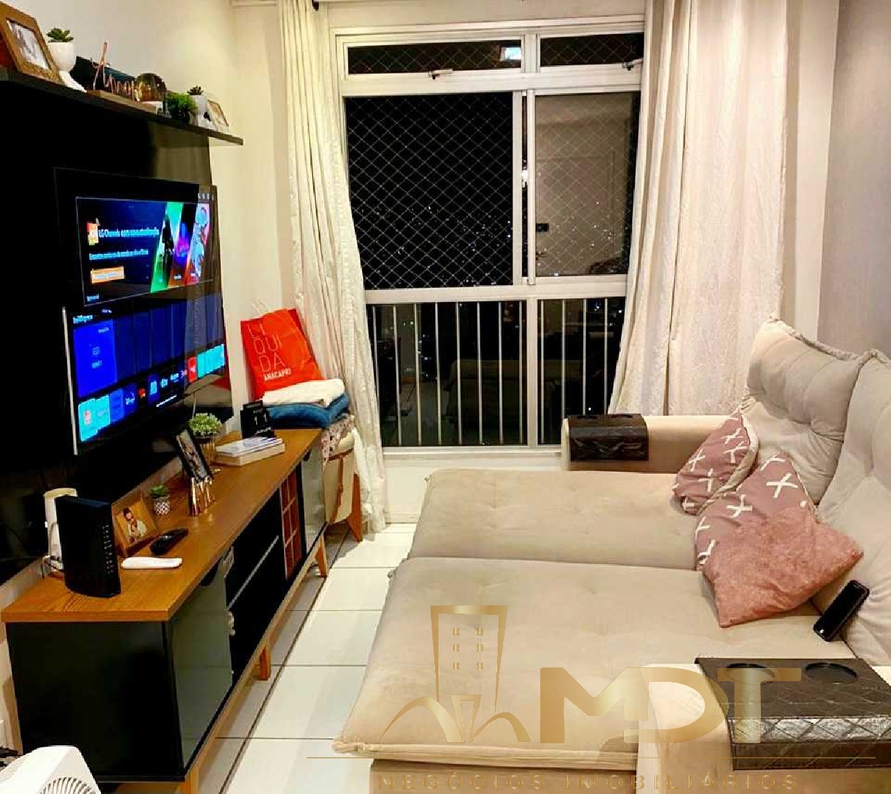 Apartamento à venda com 2 quartos, 62m² - Foto 12