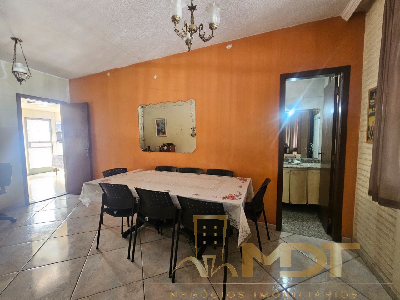 Casa à venda com 4 quartos, 260m² - Foto 21