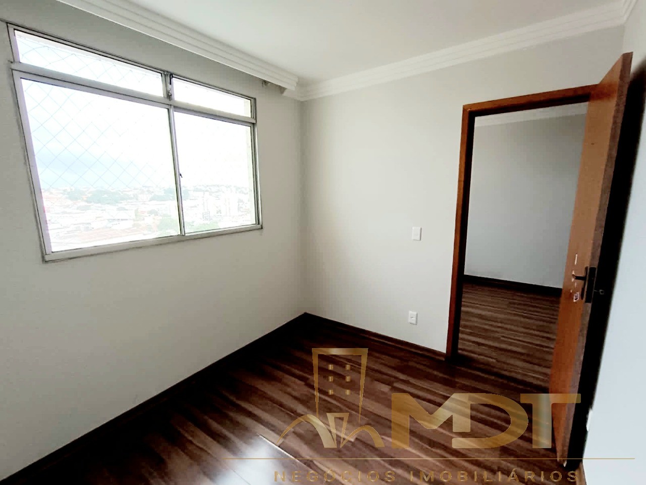 Cobertura à venda com 3 quartos, 120m² - Foto 2