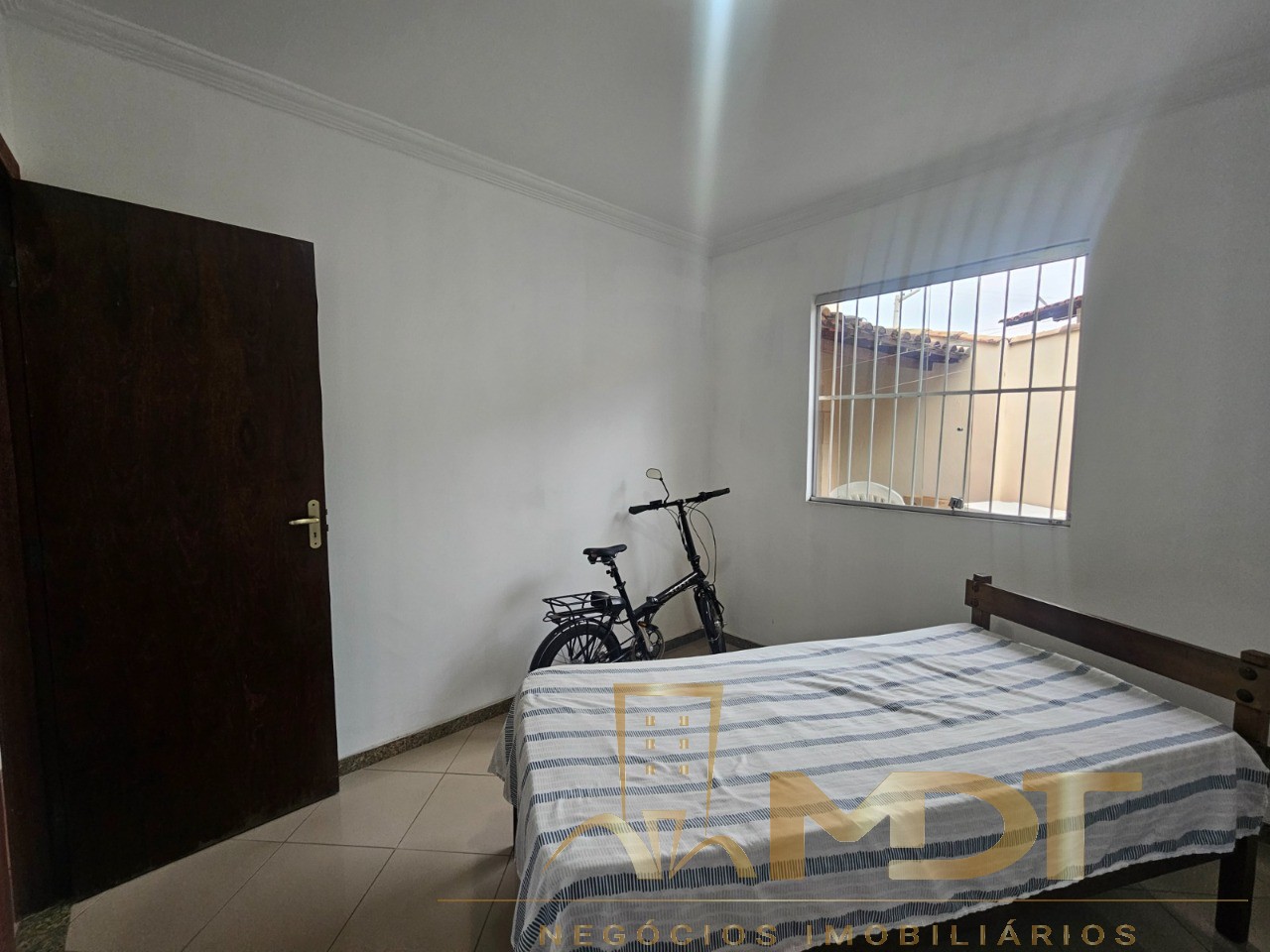 Casa à venda com 3 quartos, 140m² - Foto 16