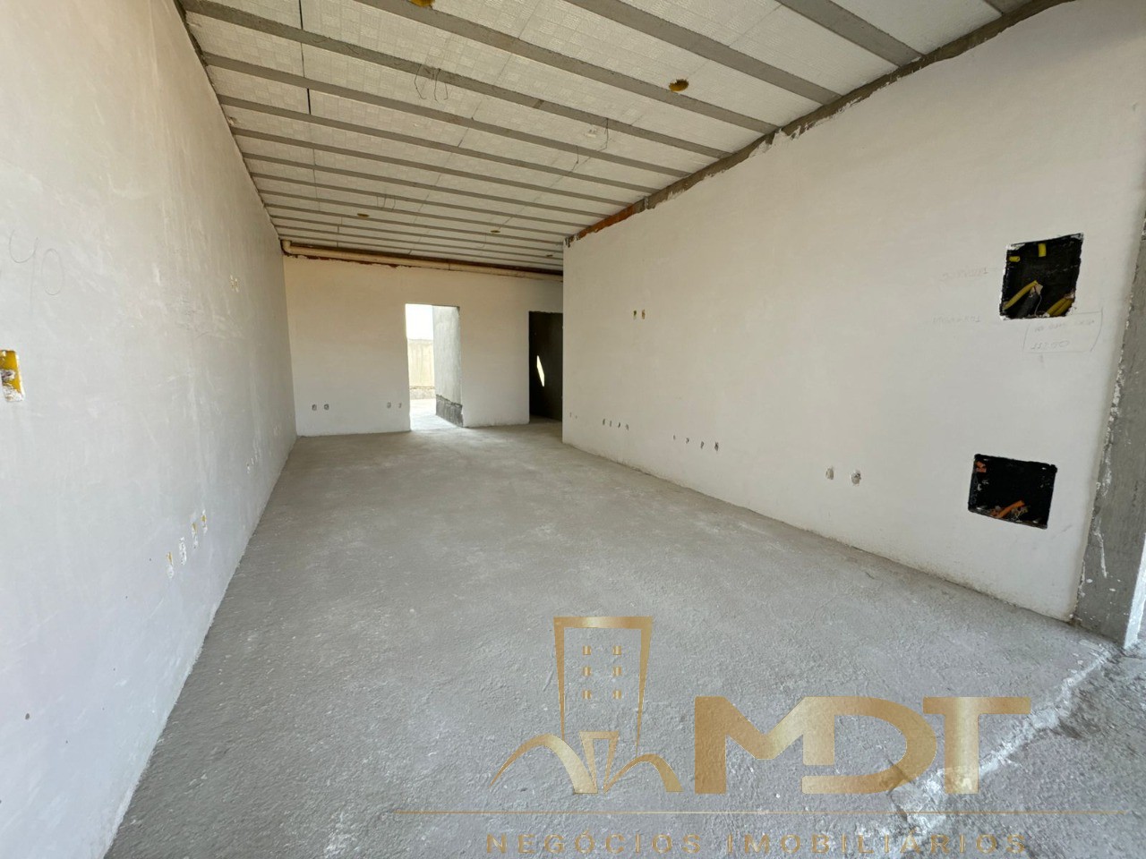 Conjunto Comercial-Sala à venda com 3 quartos, 160m² - Foto 12