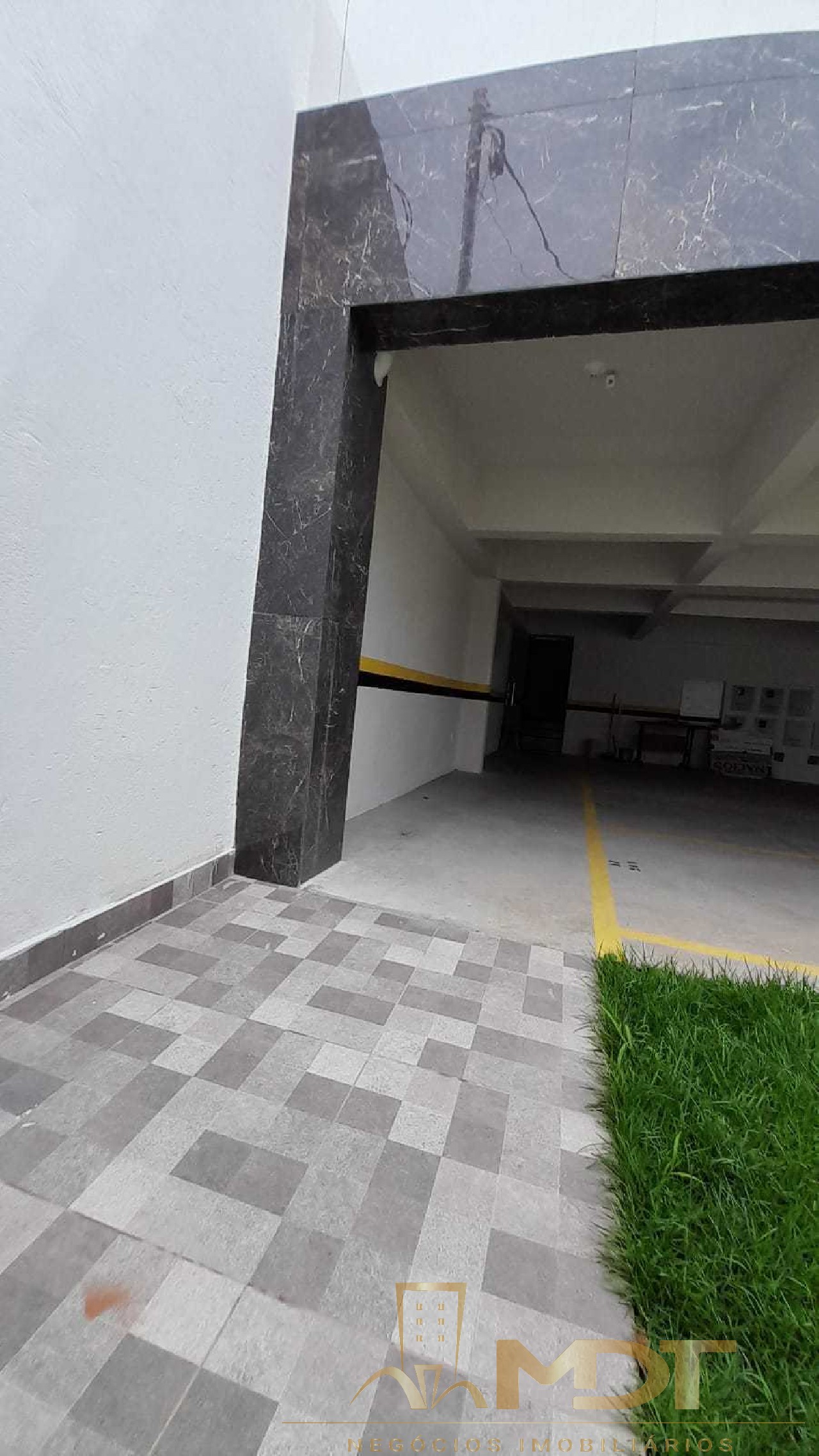 Cobertura à venda com 3 quartos, 170m² - Foto 2