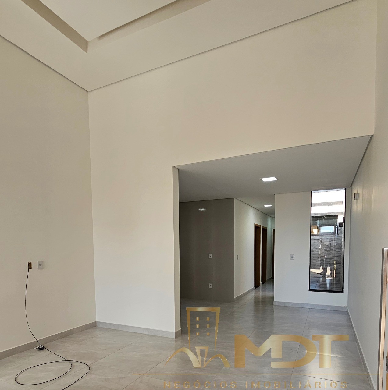 Casa à venda com 3 quartos, 276m² - Foto 3