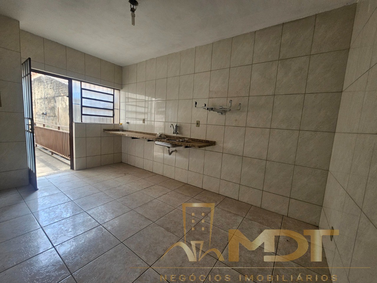 Casa à venda com 4 quartos, 232m² - Foto 17