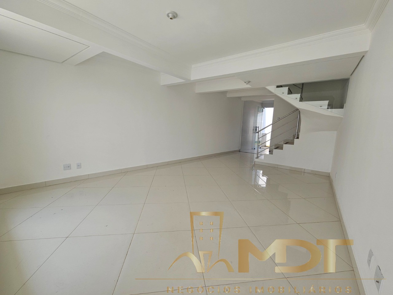 Casa à venda com 2 quartos, 110m² - Foto 30