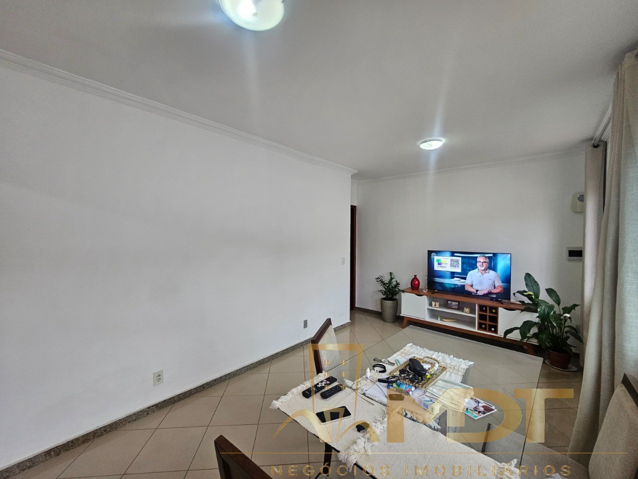 Casa à venda com 3 quartos, 140m² - Foto 3