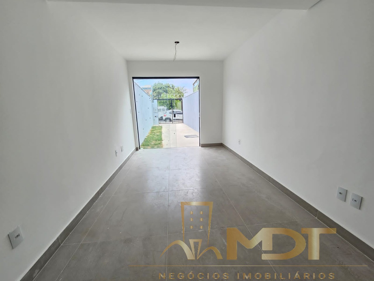 Casa à venda com 2 quartos, 118m² - Foto 18