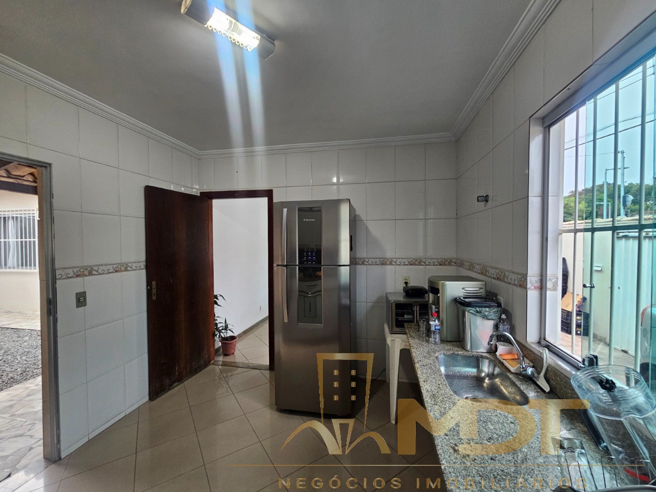 Casa à venda com 3 quartos, 140m² - Foto 10