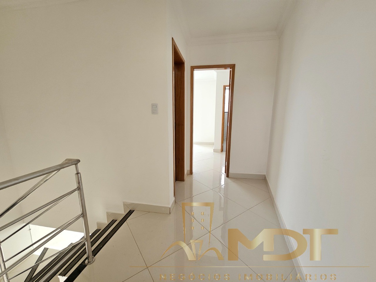 Casa à venda com 2 quartos, 110m² - Foto 14