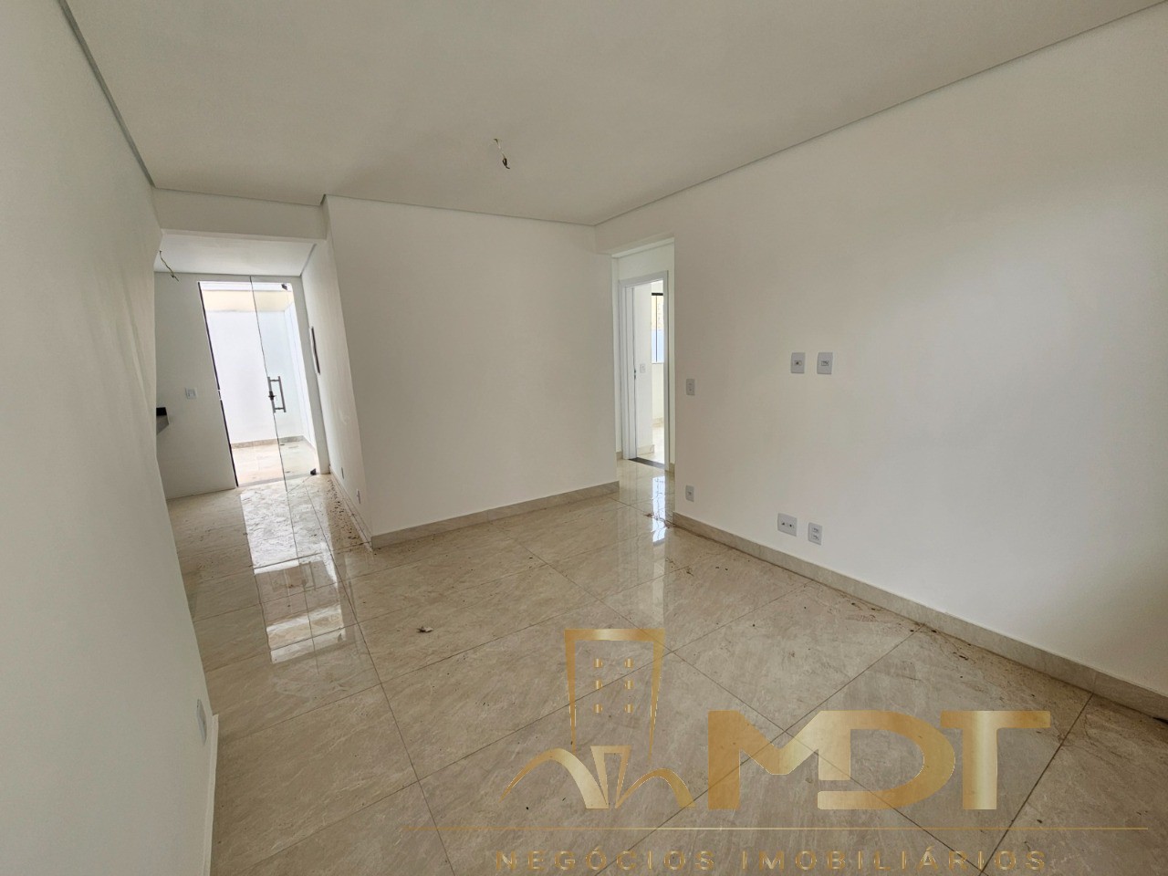 Apartamento à venda com 3 quartos, 80m² - Foto 23