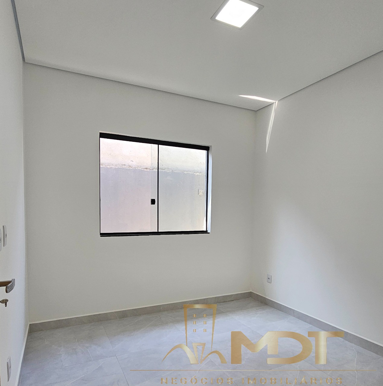 Casa à venda com 3 quartos, 276m² - Foto 5