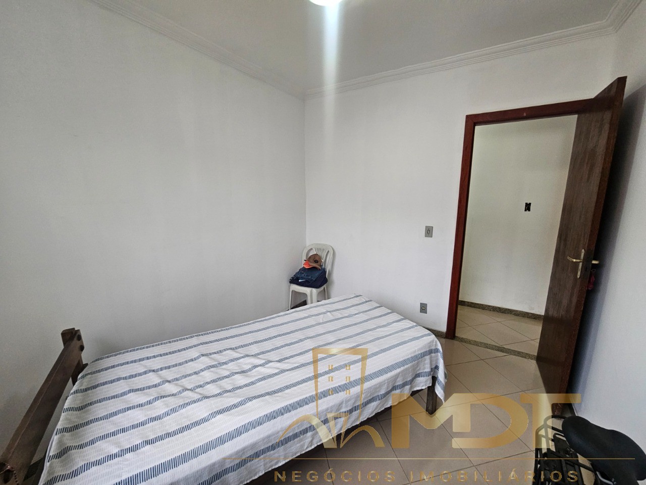 Casa à venda com 3 quartos, 140m² - Foto 18