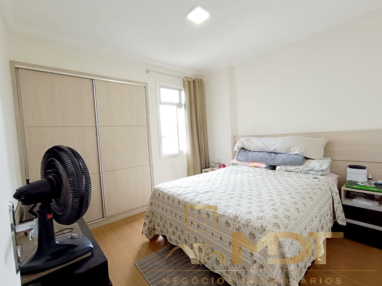 Apartamento à venda com 2 quartos, 65m² - Foto 13