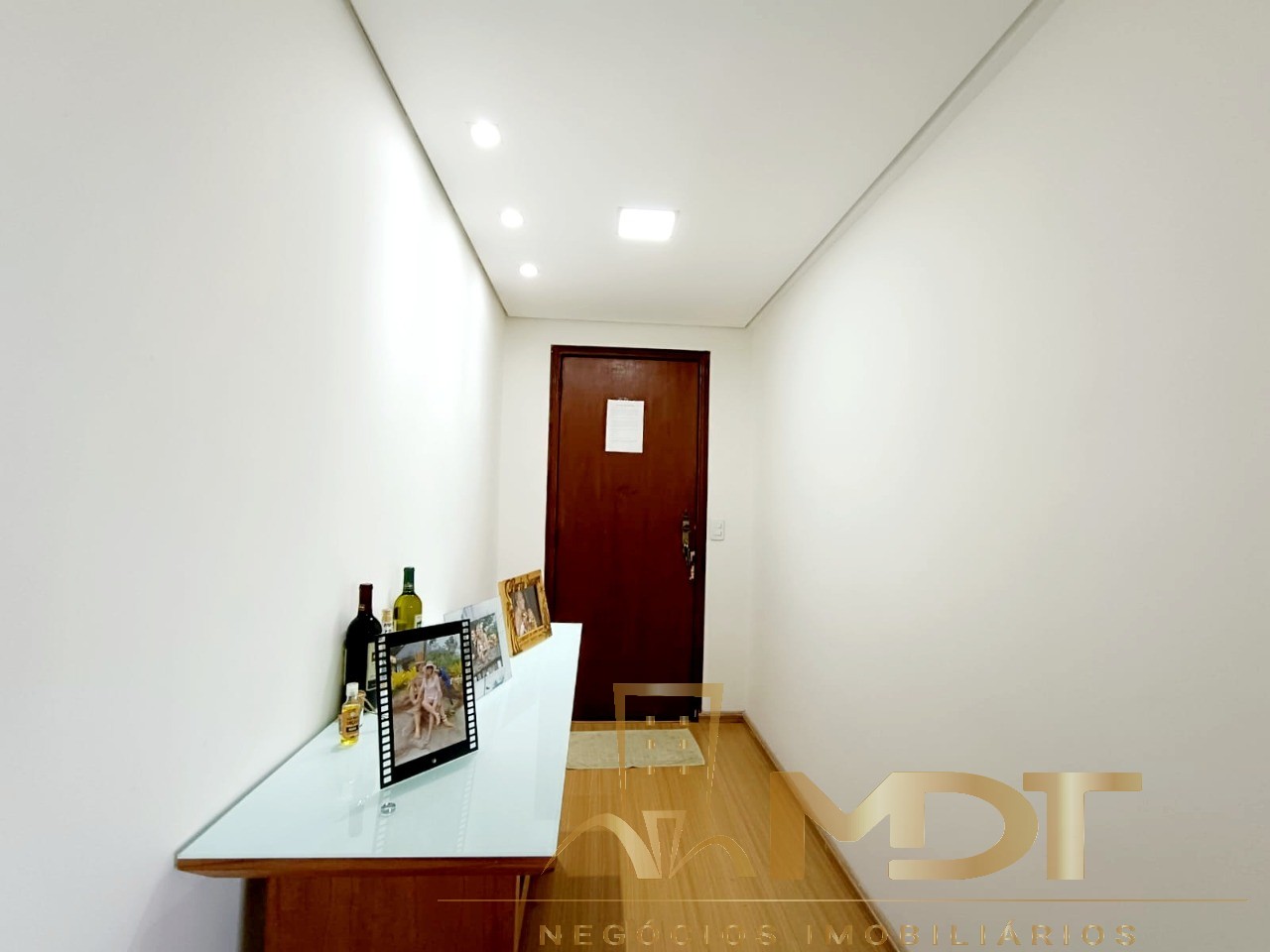 Apartamento à venda com 2 quartos, 65m² - Foto 5