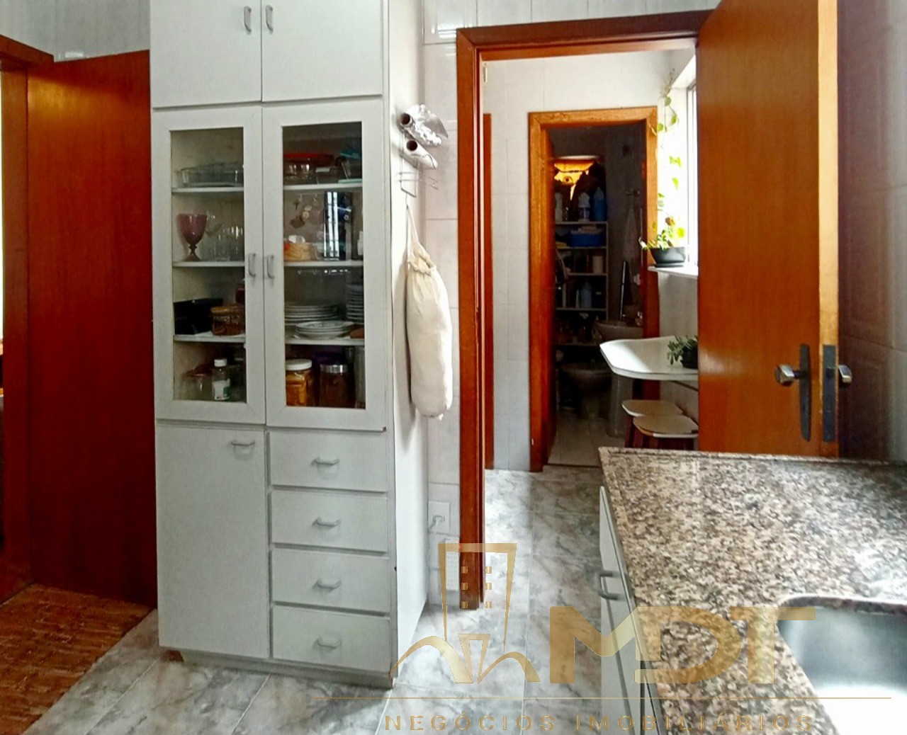 Apartamento à venda com 3 quartos, 87m² - Foto 16