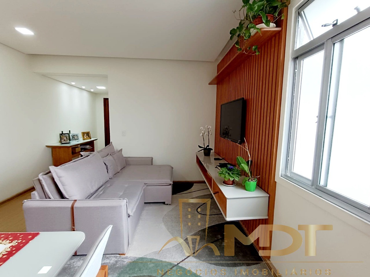 Apartamento à venda com 2 quartos, 65m² - Foto 7