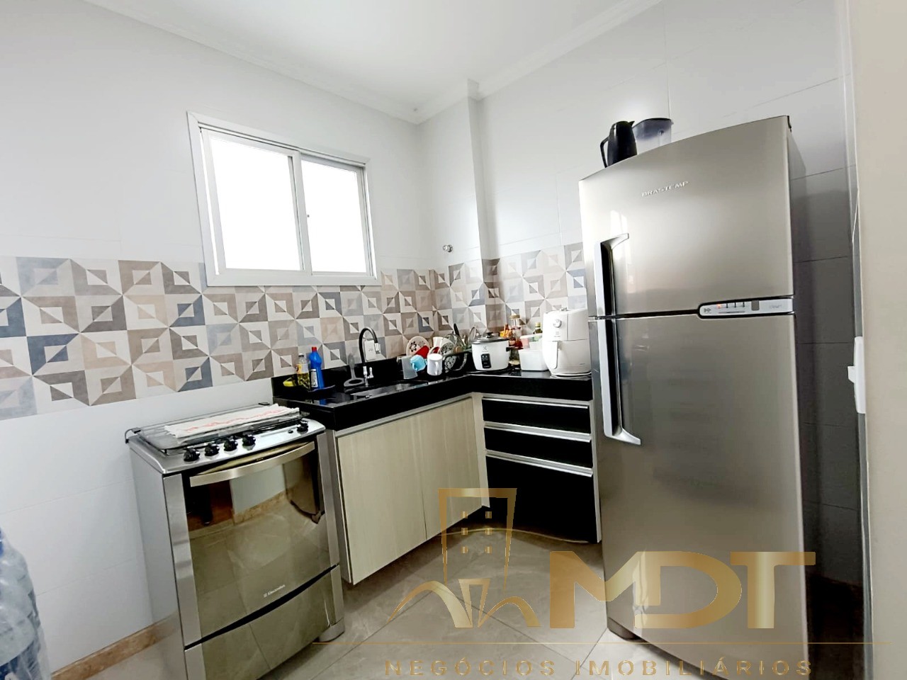 Apartamento à venda com 2 quartos, 65m² - Foto 23