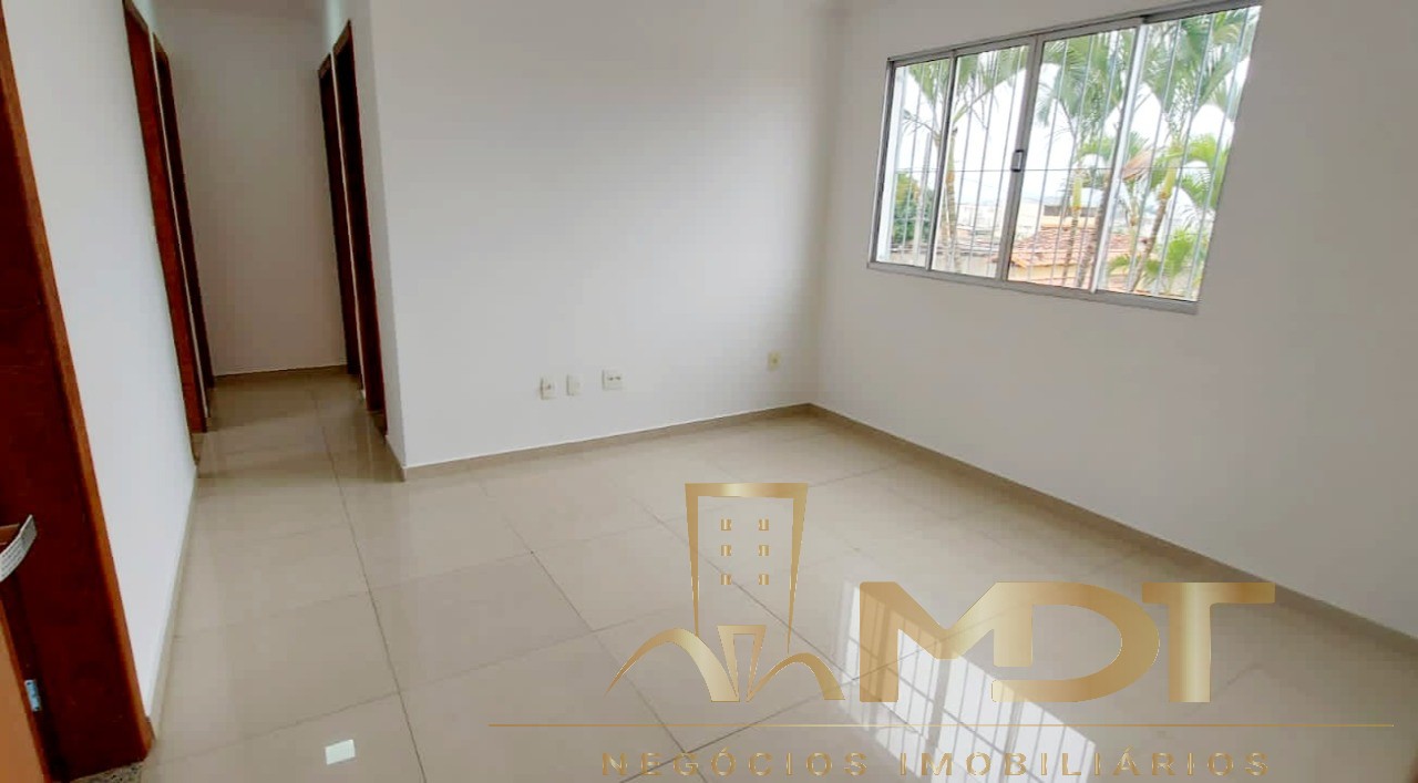 Apartamento à venda com 3 quartos, 60m² - Foto 3