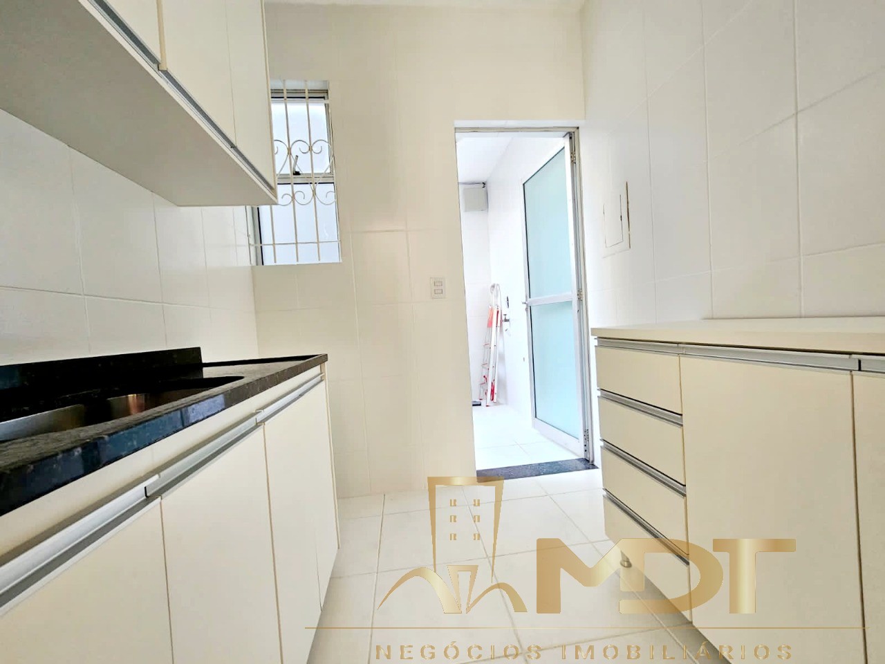 Apartamento à venda com 3 quartos, 60m² - Foto 5