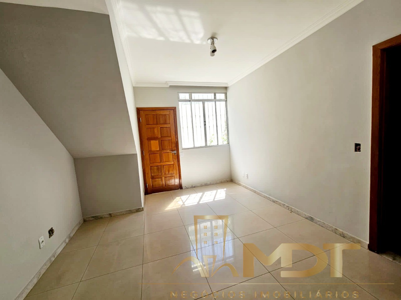 Apartamento à venda com 3 quartos, 60m² - Foto 3