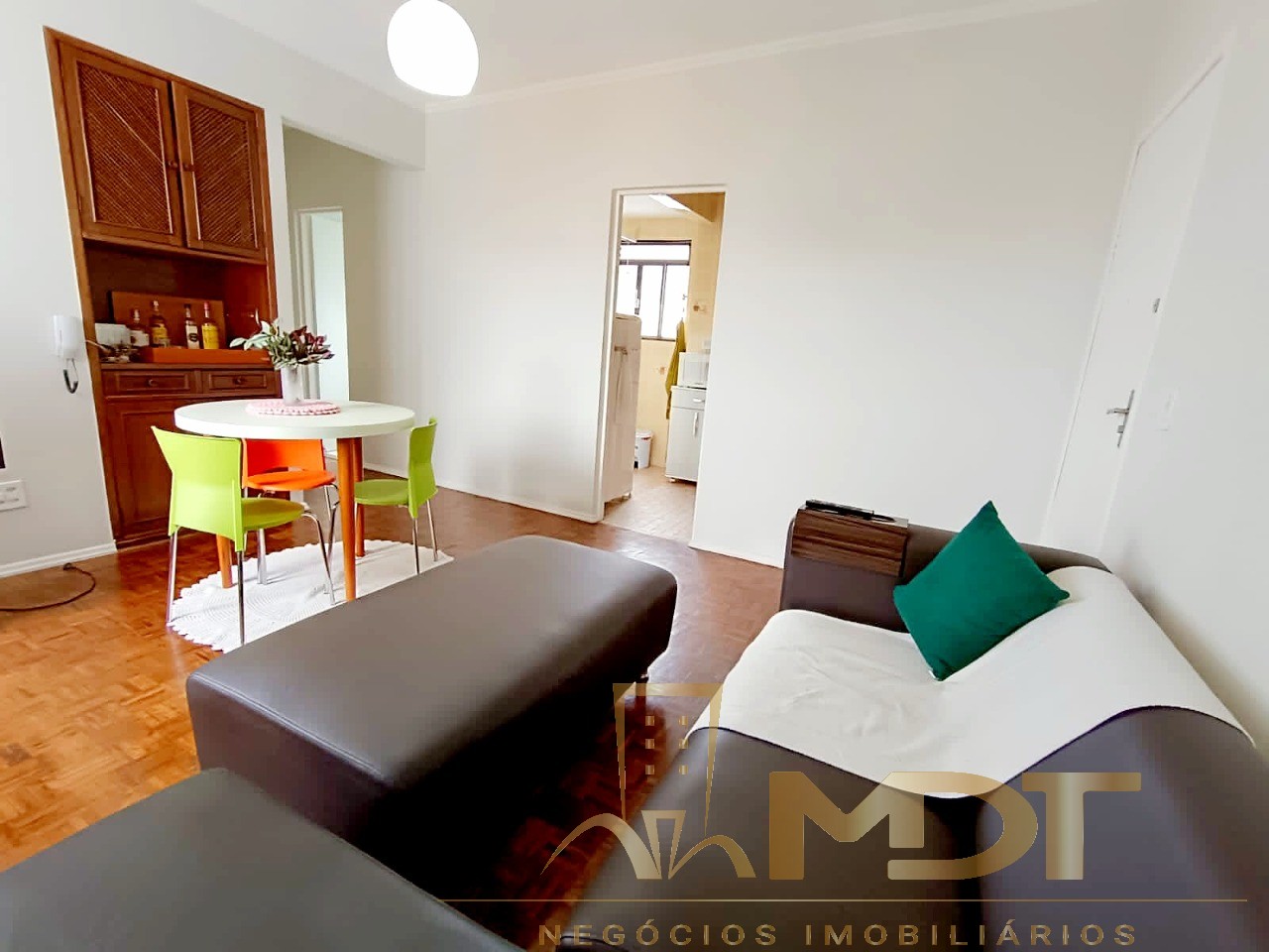 Apartamento à venda com 2 quartos, 54m² - Foto 1