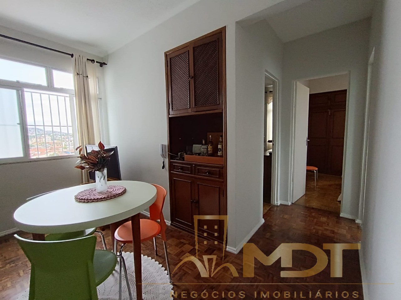 Apartamento à venda com 2 quartos, 54m² - Foto 2