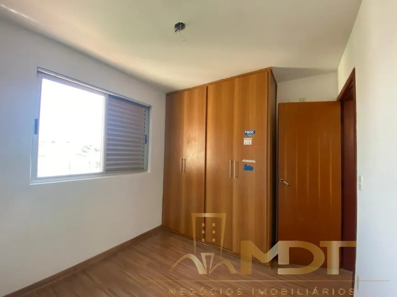 Apartamento à venda com 2 quartos, 60m² - Foto 12