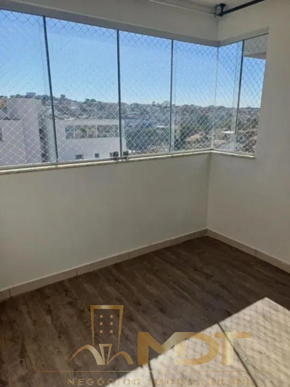 Apartamento à venda com 2 quartos, 60m² - Foto 18