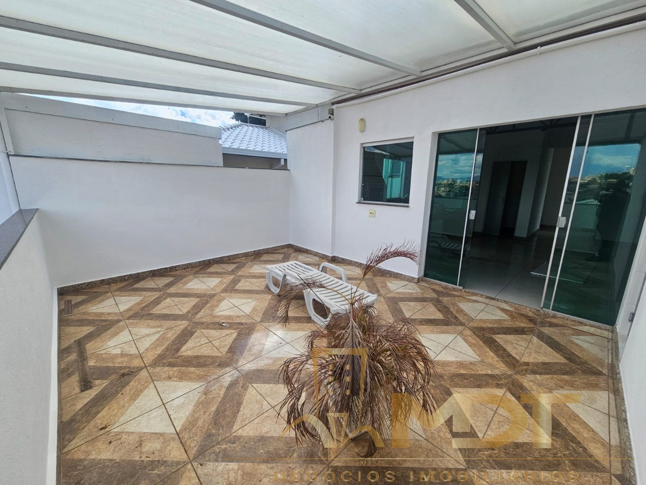 Casa à venda com 4 quartos, 200m² - Foto 36