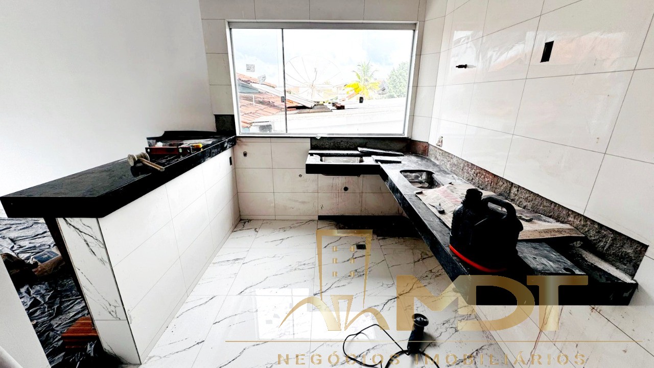 Cobertura à venda com 3 quartos, 148m² - Foto 2