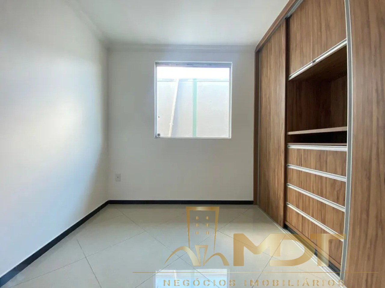 Casa à venda com 3 quartos, 180m² - Foto 16