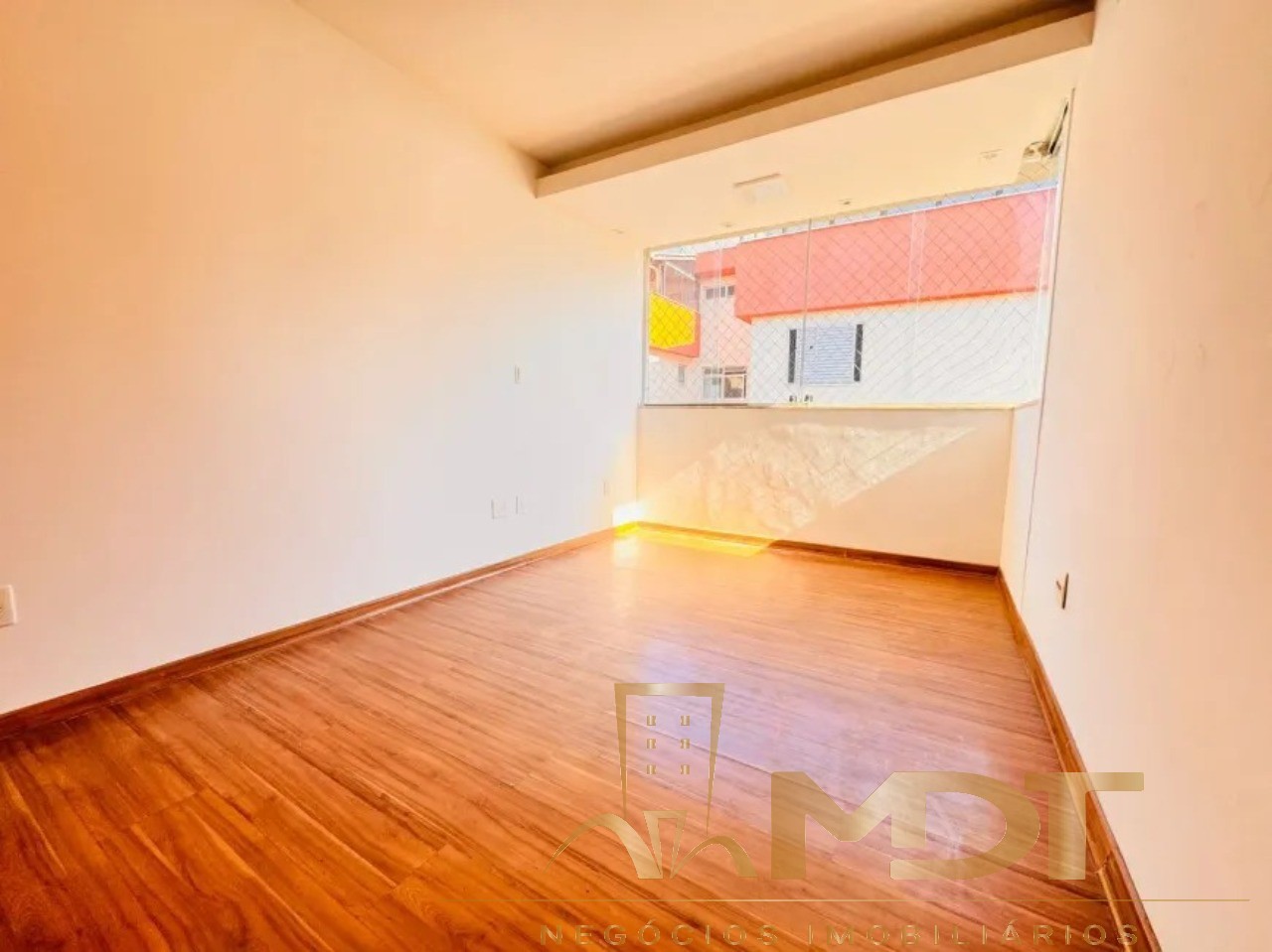 Apartamento à venda com 2 quartos, 60m² - Foto 22