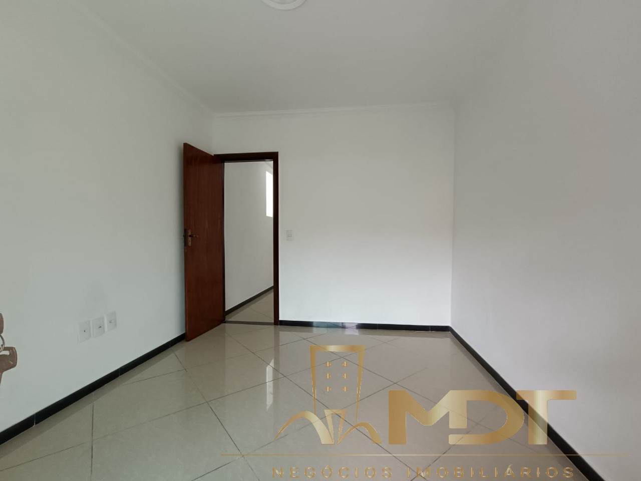 Casa à venda com 3 quartos, 180m² - Foto 37