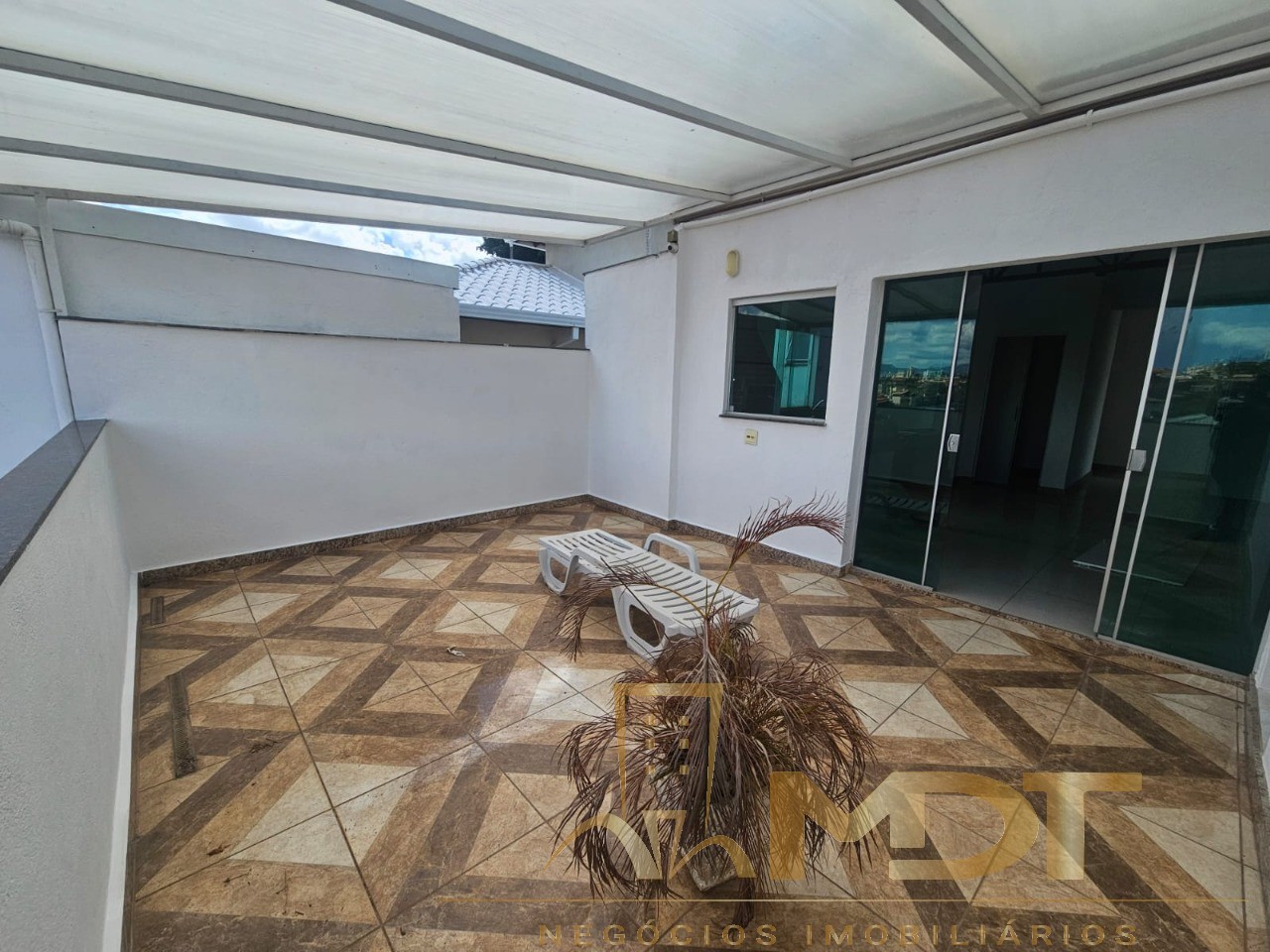 Casa à venda com 4 quartos, 200m² - Foto 38