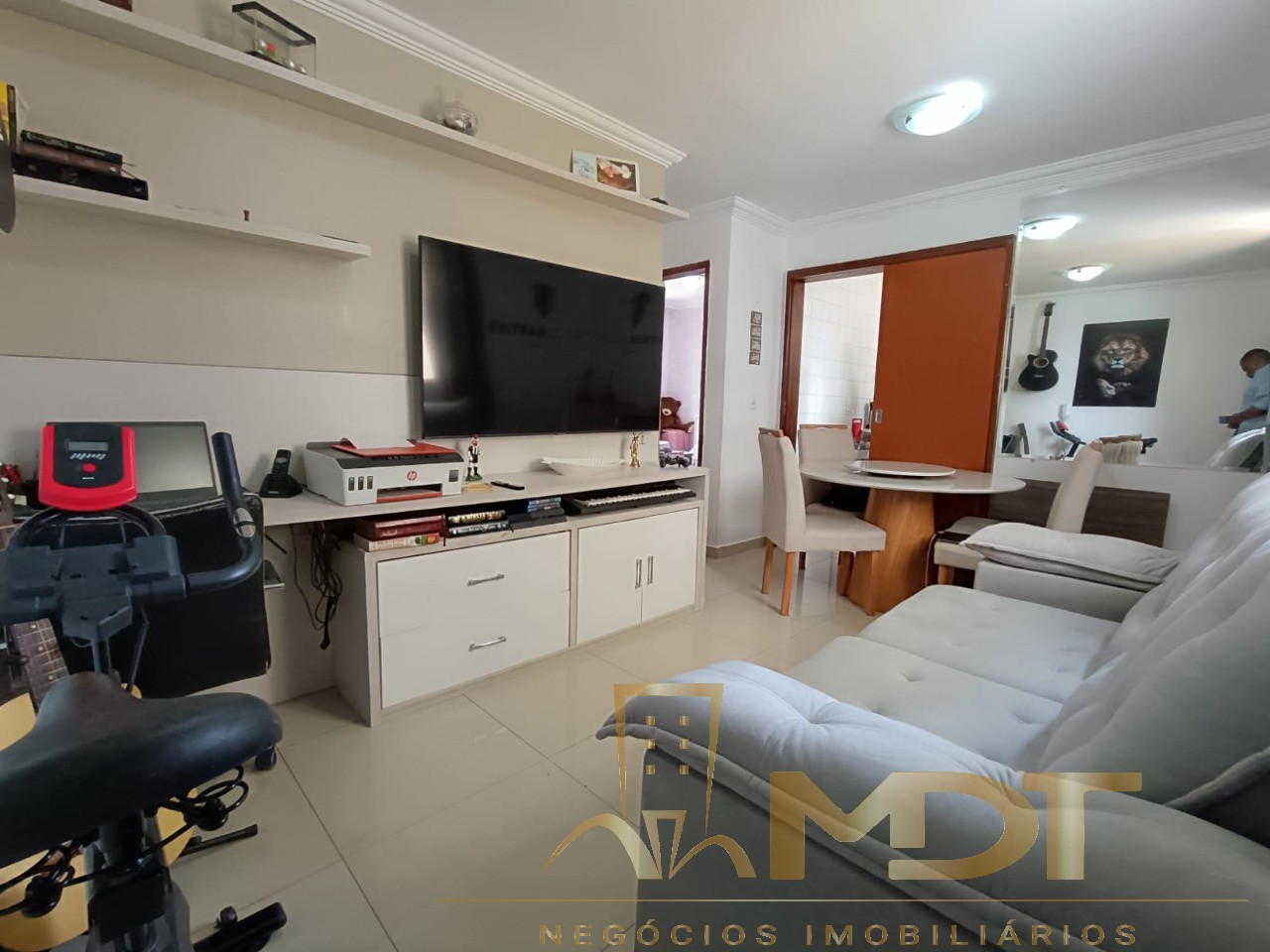 Apartamento à venda com 2 quartos, 40m² - Foto 1