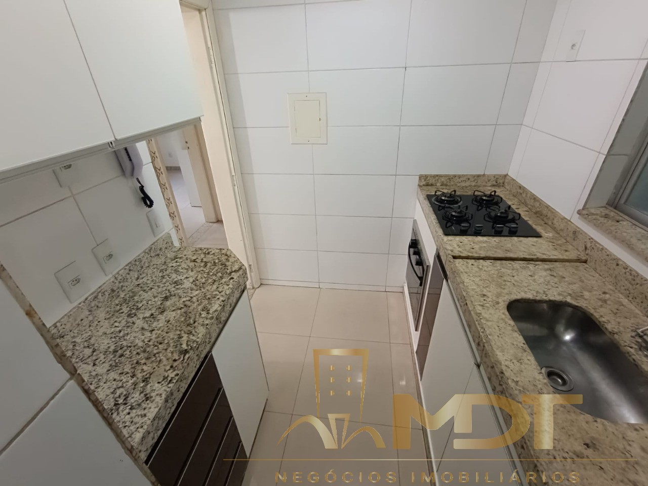 Apartamento à venda com 2 quartos, 75m² - Foto 16