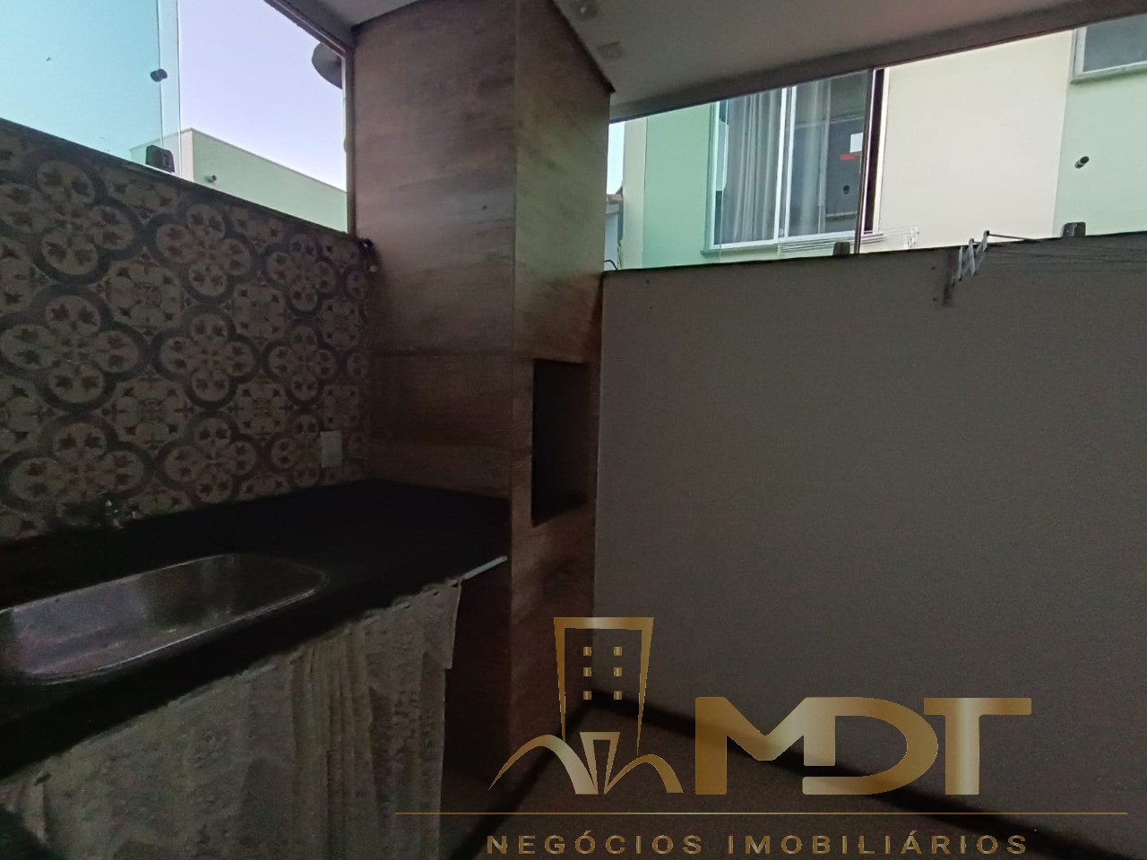 Apartamento à venda com 2 quartos, 75m² - Foto 9