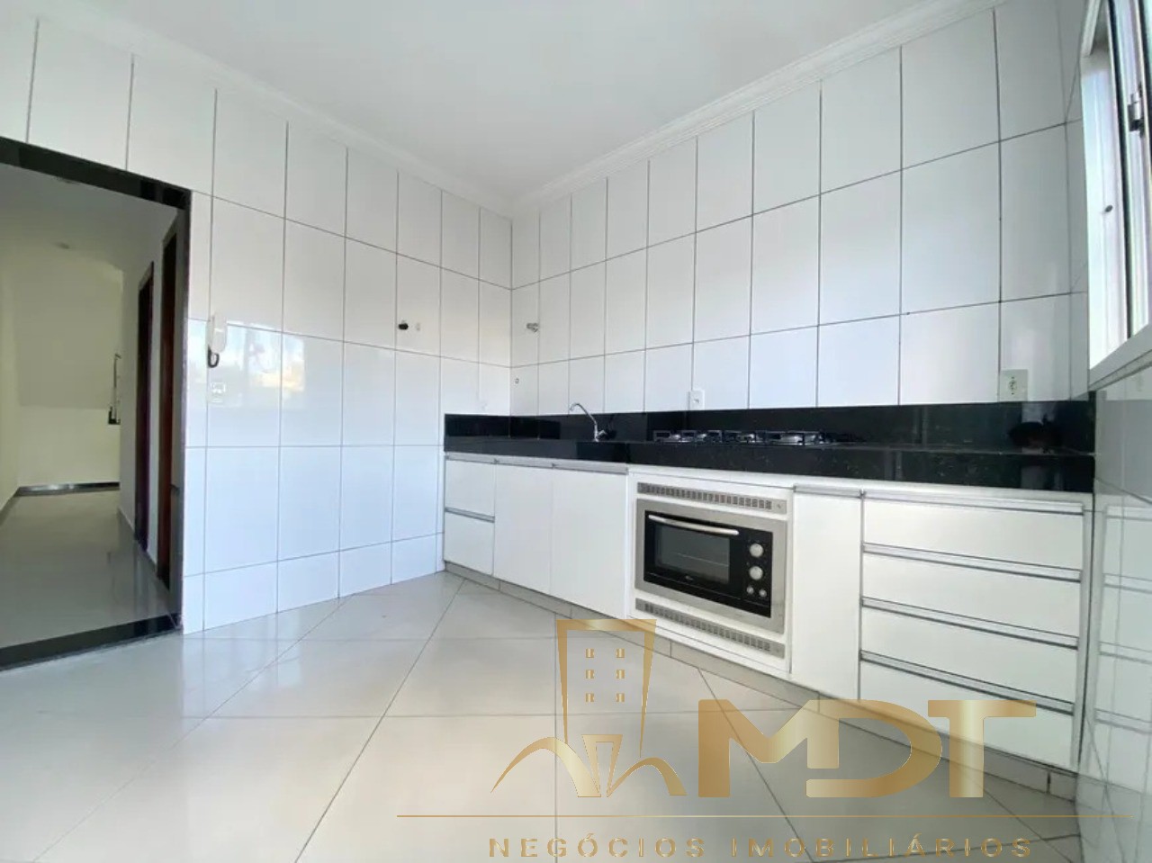 Casa à venda com 3 quartos, 180m² - Foto 25